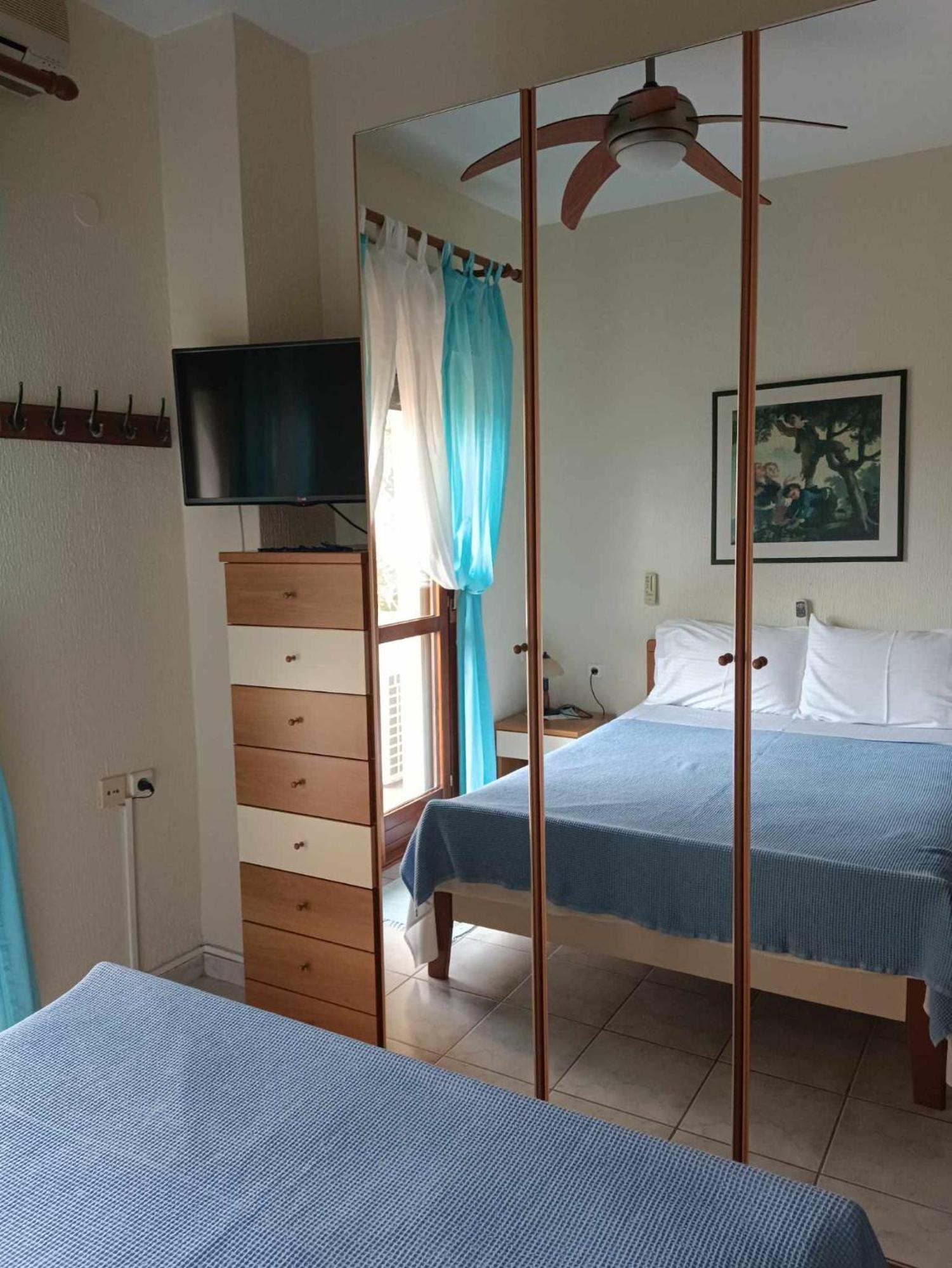 Georgia'S House Villa Никити Екстериор снимка
